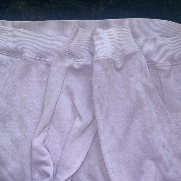 Light purple long sleeve sweater - Picture 3 of 3